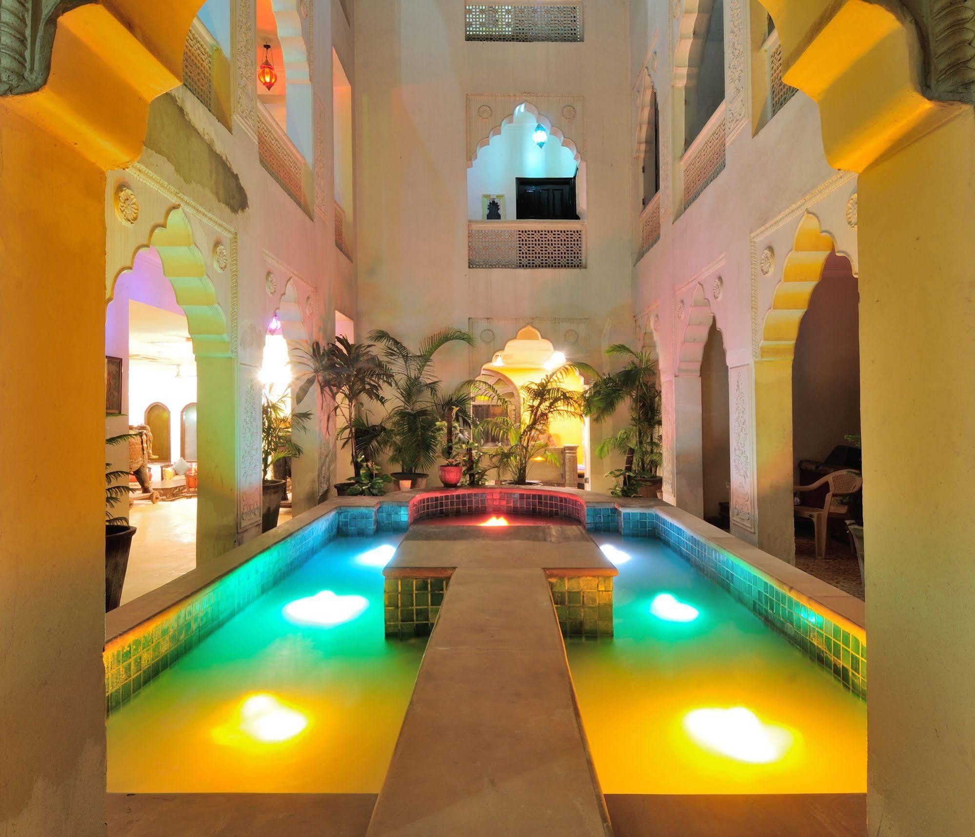 Staybook-Jyoti Mahal A Heritage Hotel New Delhi Luaran gambar